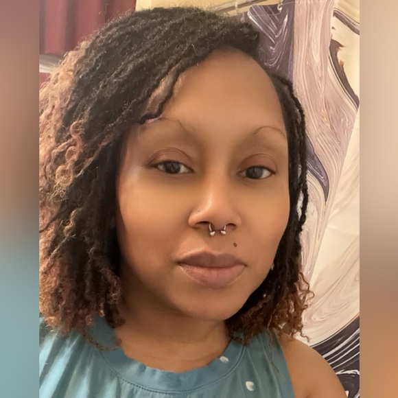 Meet your Posher, Jakia - Picture 9 of 9